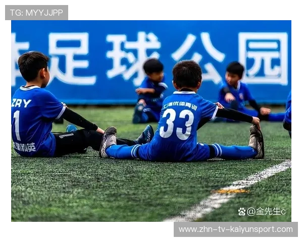 足球俱乐部在青训中强化未成年保护、合同审查与法律援助体系，青少年足球俱乐部签约合同