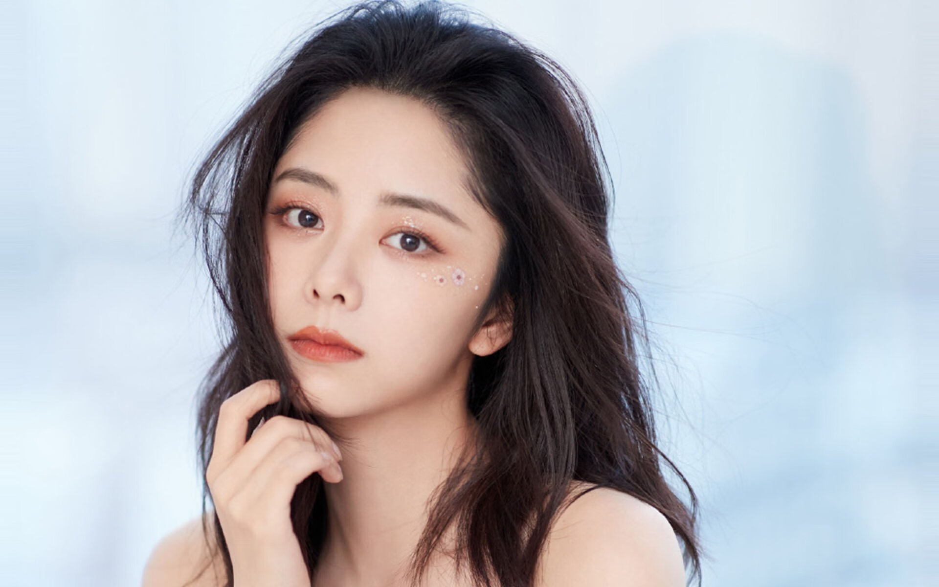 开云体育网址-尼克斯锋线组合效率不佳急需调整，尼克斯首发中锋