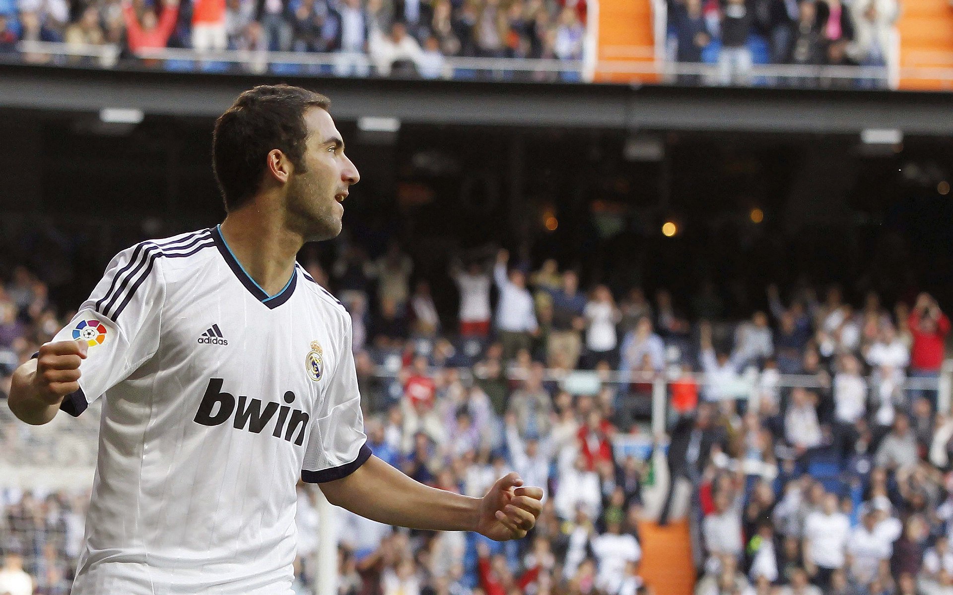 开云体育-兄弟，5000万你都拒？布朗这操作太刚了！，布朗兄弟科贸有限公司